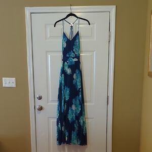 Bisou Bisou Blue Pleated Maxi Dress Size 4